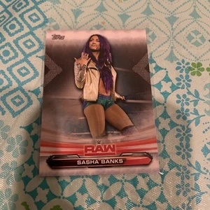 2019 Topps WWE RAW #66 Sasha Banks - Picture 1 of 2