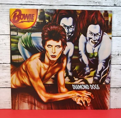 DAVID BOWIE 'Diamond Dogs 1981 NETHERLANDS LP' 33rpm 12" (NM-) Vinyl Record - Image 1 of 4