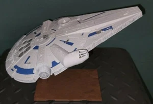 Star Wars Millennium Falcon 1/144 Bandai Model Kit (Lando) Expertly Built - Picture 1 of 4