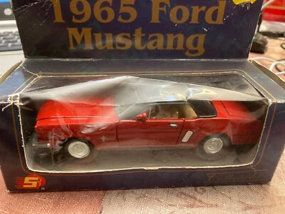 SUPERIOR 1965 FORD MUSTANG - Photo 1/4