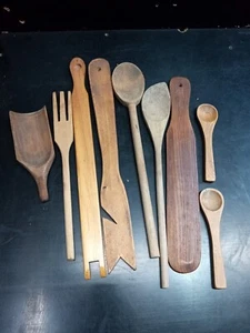 9 Vintage Holz verschiedene Küchenutensilien Naturholz Kochgeschirr Löffel Gabel Spatel - Bild 1 von 12