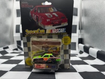 Baterias interestaduais Dale Jarrett #18 1992 Chevrolet Lumina 1:64 Racing Champion - Imagem 1 de 4