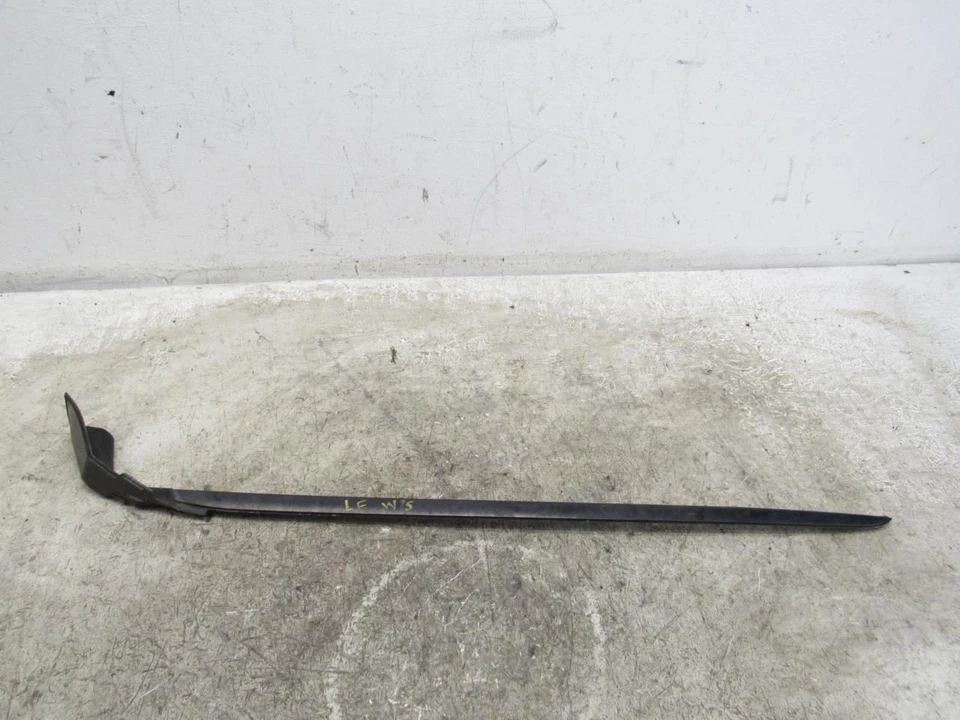 2013 2018 Lexus Es350 left driver front windshield pillar trim reveal molding Foto 1 de 4