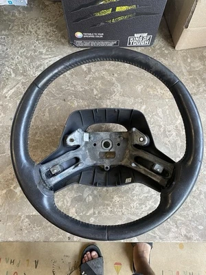 Volante de vinilo Jeep Wrangler TJ Cherokee XJ 1997 98 99 2000 2001 2002 Foto 1 de 4