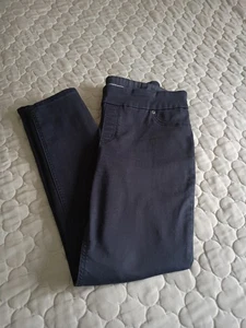 Chicos Damen Perfect Stretch Soft Jegging Gr. 1 (8) Schwarz Pull On Denim Hose - Bild 1 von 9