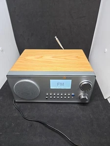 Sangean HDR-18 HD Radio/UKW-Stereo/AM Holzschrank Tischradio ohne Fernbedienung - Bild 1 von 8