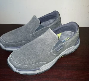 Skechers Mens Slip On Loafers 8.5M Canvas Shoes Respected Fallston Comfort Gray - Picture 1 of 11