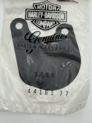 Cuña anti sonajero de freno 44161-77 XLCR AMF NUEVA OEM Harley-Davidson Foto 1 de 3
