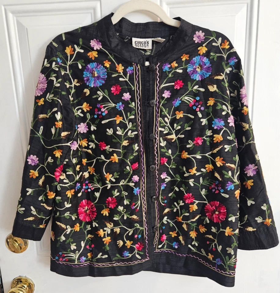 Chico's 100% шелк черный цветочный вышитый нарядный куртка Chico's Sz 1 (США M/8) - Изображение 1 из 4