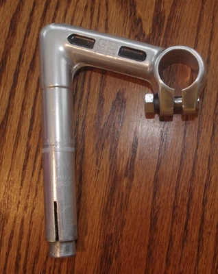 Bicicleta de carretera forjada GB 22,0 MM potencia 95 mm alcance 25,4 mm abrazadera 150 mm de alto Foto 1 de 4