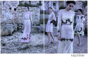 2012 Deborah Turbeville Valentino Bette Franke Fei Sun Maud Welzen MAGAZINE AD - Picture 1 of 1