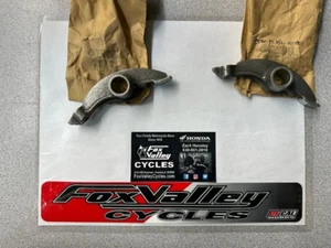 306-12151-00-00 YAMAHA ROCKER ARM SET OF TWO. - Picture 1 of 5