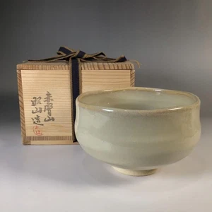 JAPANESE AKAHADA-YAKI MATCHA CHAWAN TEA BOWL TOMOBAKO EE8711 - Picture 1 of 16