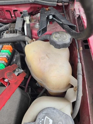 Coolant Recovery Bottle PONTIAC TORRENT 06 07 08 09 Foto 1 de 2