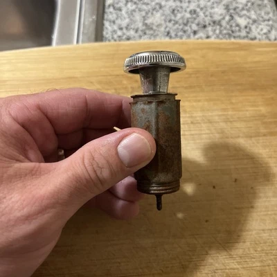 Chevrolet Chevelle SS 1966 original OEM manivelas de ventana encendedor de cigarrillos Foto 1 de 4