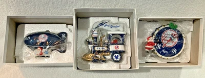 (3) NIB Danbury Mint Yankees Ornaments 2011 X-Mas Drum, 2021 Blimp, 2005 Train - Image 1 of 4