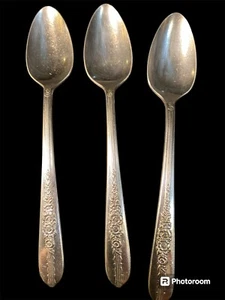 1939 ROYAL ROSE 3-piece Nobility Plate Silver Teaspoon Lot RARE - Picture 1 of 3