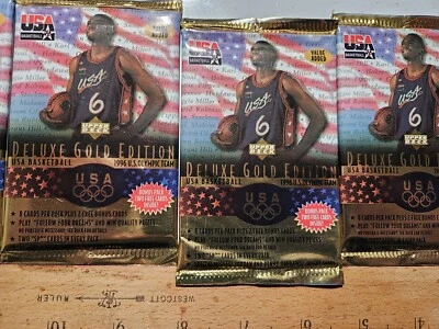1996 年上层甲板美国奥运会篮球队未开封装 delux 金色 — 第 1/4 张图片