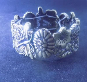 Pulsera elástica Flower & Dragonfly tono plateado (327) - Imagen 1 de 3