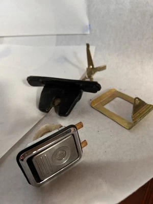 Juego de cerraduras Volvo 240 - 86-92 #2 Foto 1 de 3