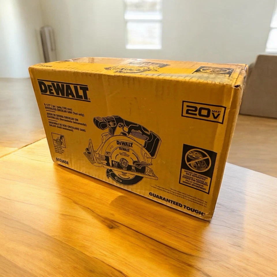 DEWALT DCS565B 20V MAX Cordless 6-1/2" Circular Saw - Tool Only - Bare Tool - Image 1 of 1