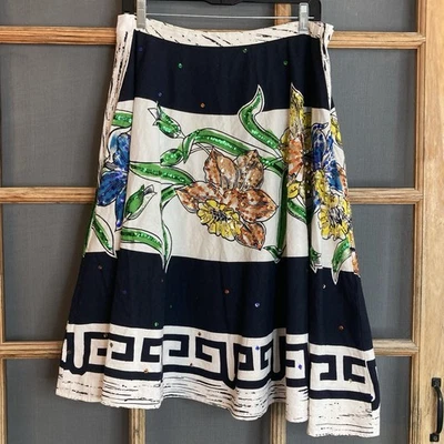 Falda floral grande negra blanca Bernardo para mujer talla S 32x27 adornada Foto 1 de 4