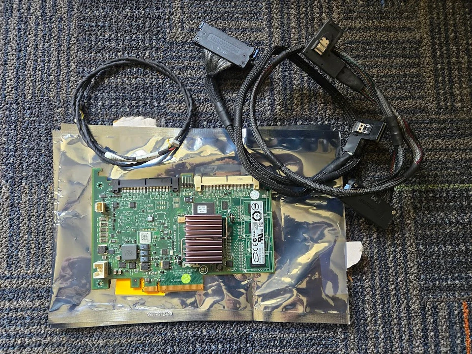 Dell PERC 6/I SAS RAID Controller +Cables PowerEdge R710 6x3.5" LFF - Image 1 of 1