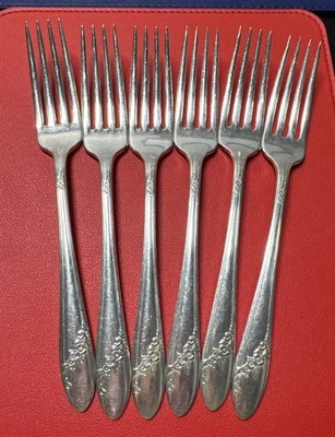 Plato Tudor Oneida Community 1946 Queen Bess II 6 tenedores de cena plateados Foto 1 de 4