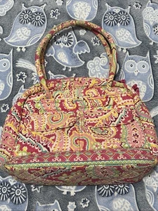 Retired Vera Bradley Capri Melon Pink Paisley Print Small Lola Quilted Handbag - Picture 1 of 12