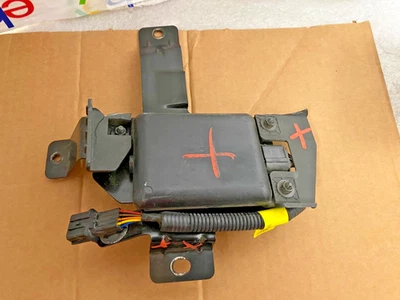 Módulo sensor punto ciego conductor trasero izquierdo Hyundai Elantra 2017 2018 OEM Foto 1 de 4