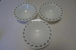 Corning Green Leaf Tulpe 7-1/2"" x 2-3/8"" umrandete Suppenschalen 3 - Bild 1 von 10