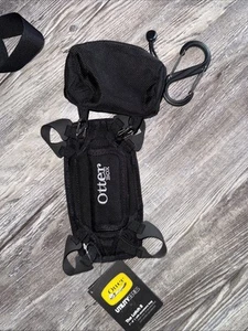 Otterbox The Latch II Utility Series 7" - 8" with accessory bag Holder - Picture 1 of 2