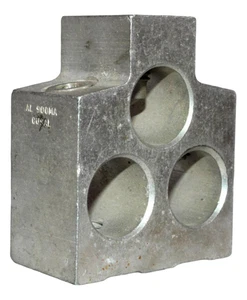 Square D AL900MA Mechanical Lug 3/0–500 kcmil 3 Conductors 2 Mounting Holes - Picture 1 of 9