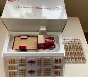 Danbury Mint 1933 Budweiser Delivery Truck Die Cast Model 1:24 Scale Box - Picture 1 of 14