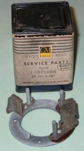 1938-1939 Chevrolet Master NOS generator brush plate 1871806 - Picture 1 of 1