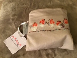 Wrendale Foldable Shopping Bag “THE JOLLY ROBIN" by Hannah Dale - Picture 1 of 5