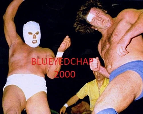 MR WRESTLING VS TERRY FUNK WRESTLER 8 X 10 WRESTLING PHOTO NWA Foto 1 de 1