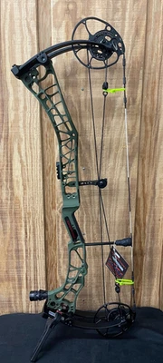 Darton Archery TriTech 31 OD Green w/ Black Limbs 70lb BRAND NEW - Image 1 of 4