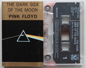 PINK FLOYD - DARK SIDE OF THE MOON (HARVEST TCSHVL804) 1990s UK CASSETTE REISSUE - Picture 1 of 3