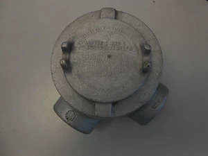 CAJA DE SALIDA CROUSE HINDS GUA PARA PELIGRO. UBICACIÓN 2" - Imagen 1 de 2