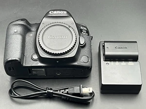 Canon EOS 5D Mark IV 30.4MP Digital SLR Camera Tested #271 - Picture 1 of 22