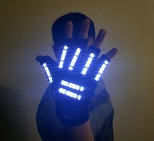 A Pair of LED Light Gloves Cosplay Fancy Dress Halloween Gloves One Size Gift - Picture 1 of 14