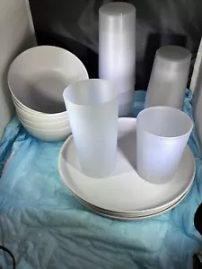Room Essentials New In Original Package 20pc plastic dinnerware set Silver - Picture 1 of 3