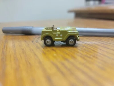 Jeep FUNRISE MICRO VERDE EJÉRCITO 1/87 Foto 1 de 4