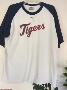 TIGERS MIKE MOORE AUTOGRAPHED Detroit T-Shirt Nike Jersey Large Baseball MLB - Picture 1 of 5