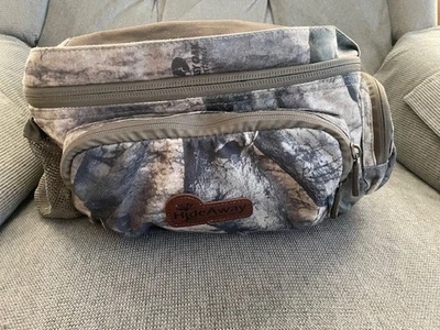 Hideaway Gear Hunting Real tree Camo Camouflage Waist Pack Fanny Bag - Image 1 of 4