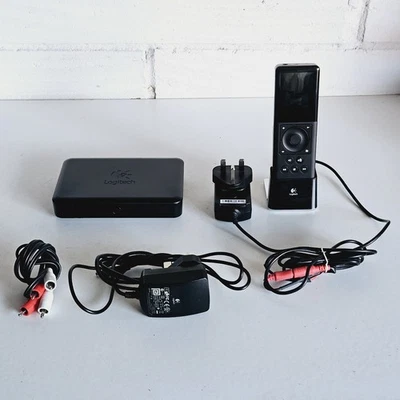 Logitech Squeezebox Receiver C-RM66 & Wireless Remote With Dock - Tested Working - Image 1 of 4