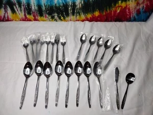 23 Piece Customcraft Flatware Stainless Taiwan Petal Lane Vintage  - Picture 1 of 14