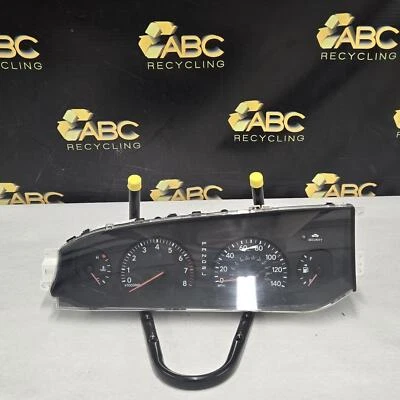 Conjunto de cuadro de instrumentos velocímetro Toyota Avalon XL 2002-2004. MI-169088 Foto 1 de 4