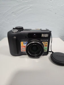 Sony Cyber-shot DSC-S85 4.1 MP Digital Camera Zeiss lens untested very clean - Picture 1 of 14